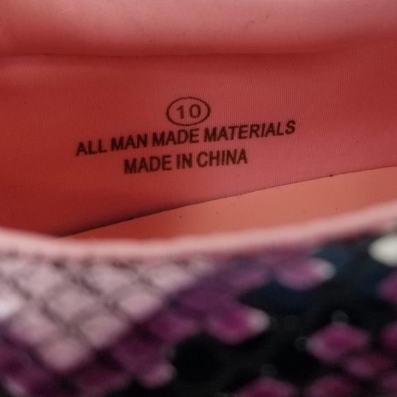 Liliana Platform Shoes Purple Pink White Slip on.  THEY FIT LIKE A 9, NOT A 10. - Picture 6 of 8